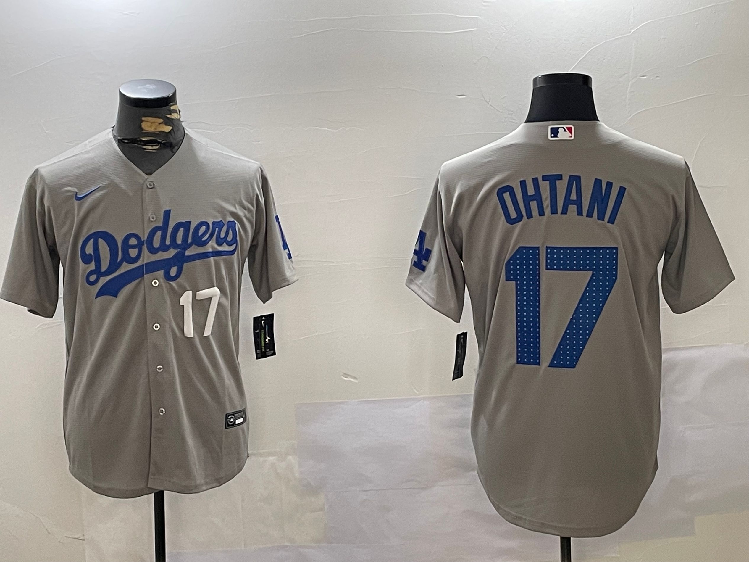 Men Los Angeles Dodgers 17 Ohtani Grey Game 2024 Nike MLB Jersey style 12166